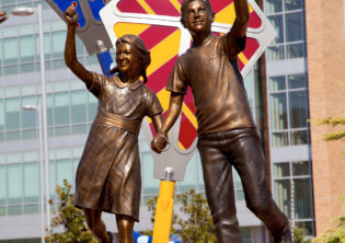 boy and girl flying kites Children's Hospital Sculpture
