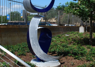 Syncronicity Sculpture
